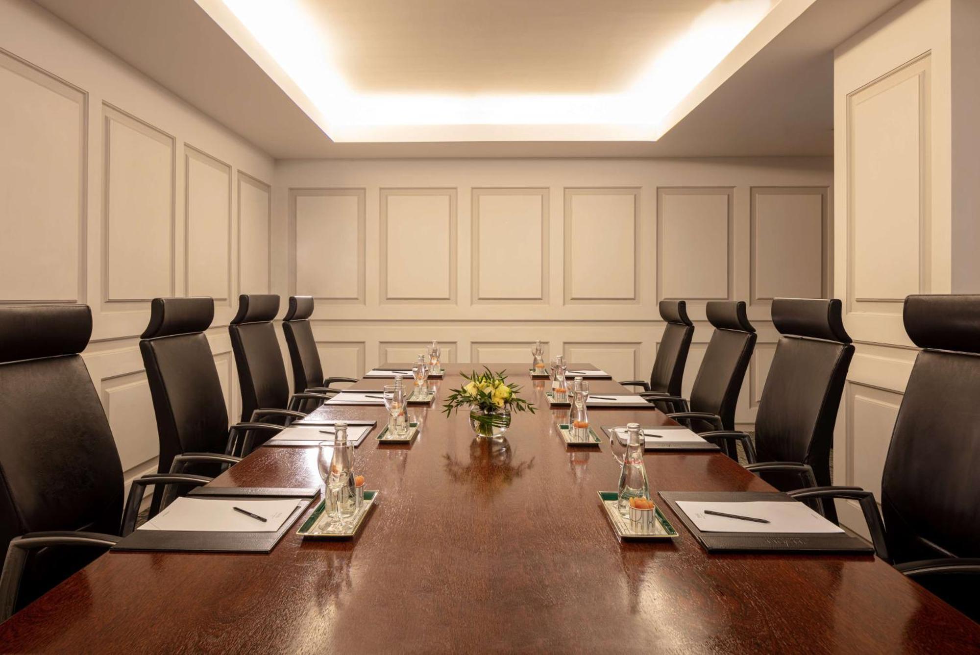 Tivoli Avenida Liberdade Lisboa - A Leading Hotel Of The World Εξωτερικό φωτογραφία Boardroom at the Four Seasons Hotel, London