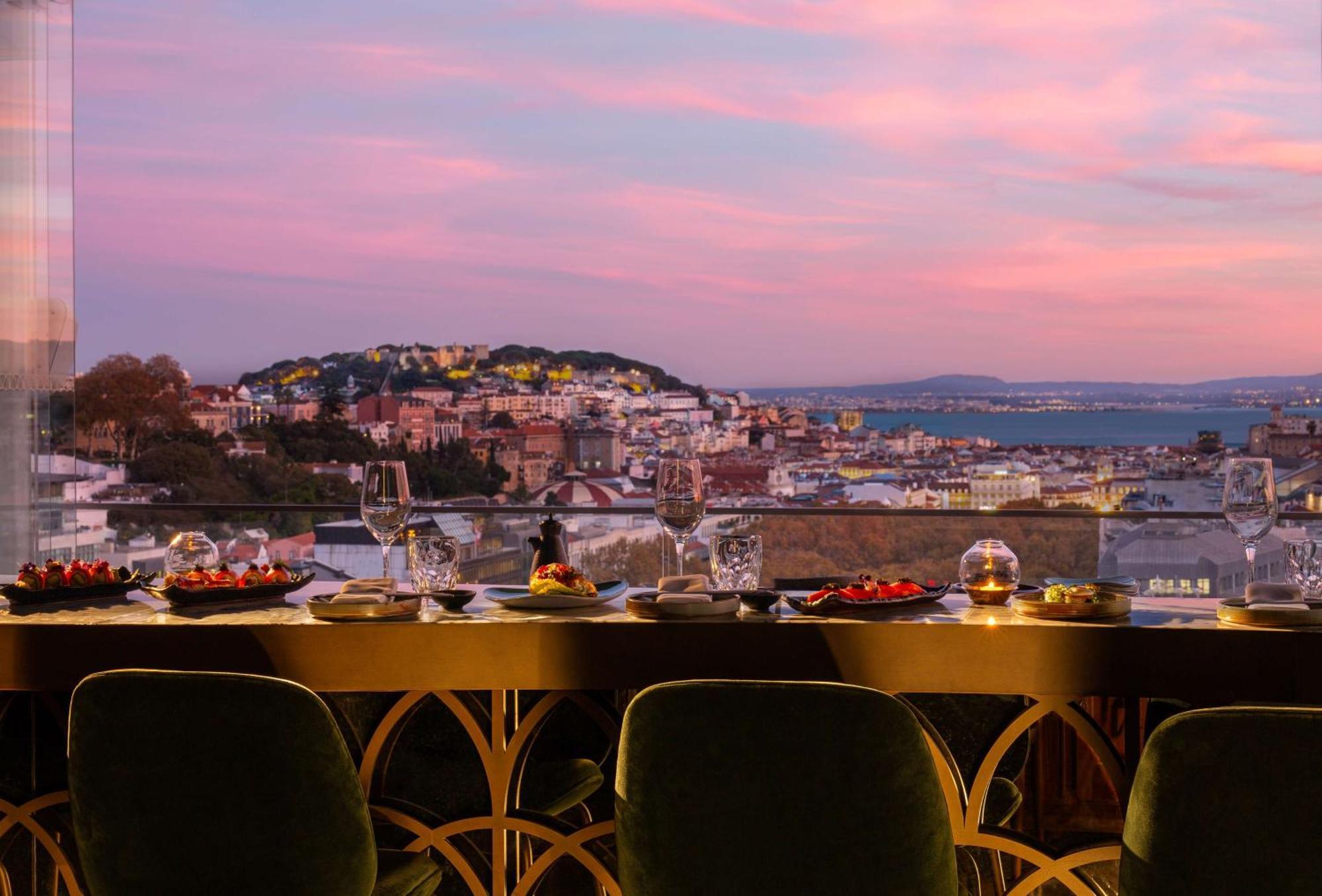 Tivoli Avenida Liberdade Lisboa - A Leading Hotel Of The World Εξωτερικό φωτογραφία View from the rooftop bar
