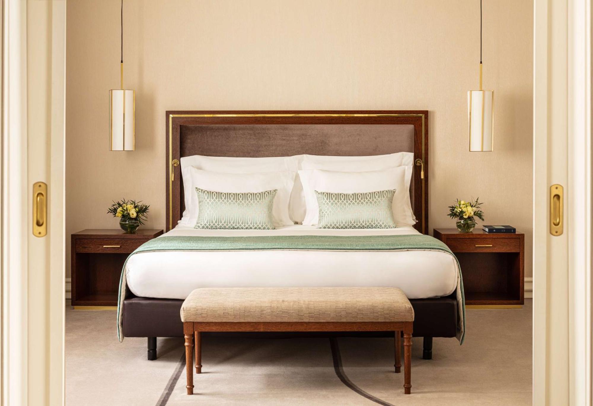 Tivoli Avenida Liberdade Lisboa - A Leading Hotel Of The World Εξωτερικό φωτογραφία A bedroom at the Four Seasons Hotel, London